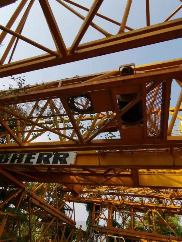 China Used Construction Machinery ZOOMLION Used Tower crane 