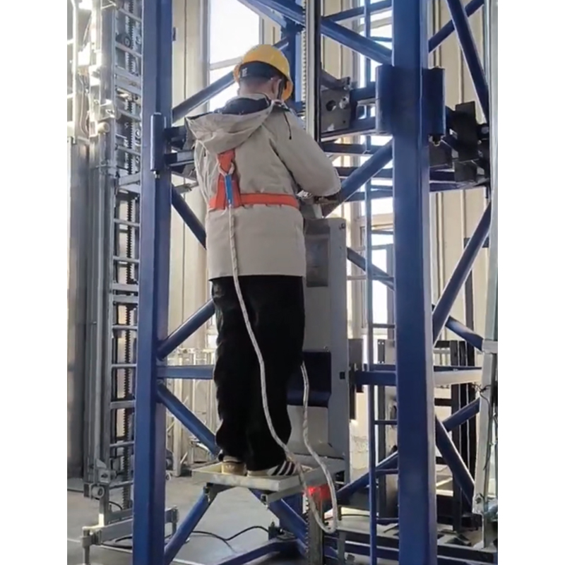 Tower Crane Climbing Spare Parts Hoist Climbing Machine with Double Top and Lower Limit Switches